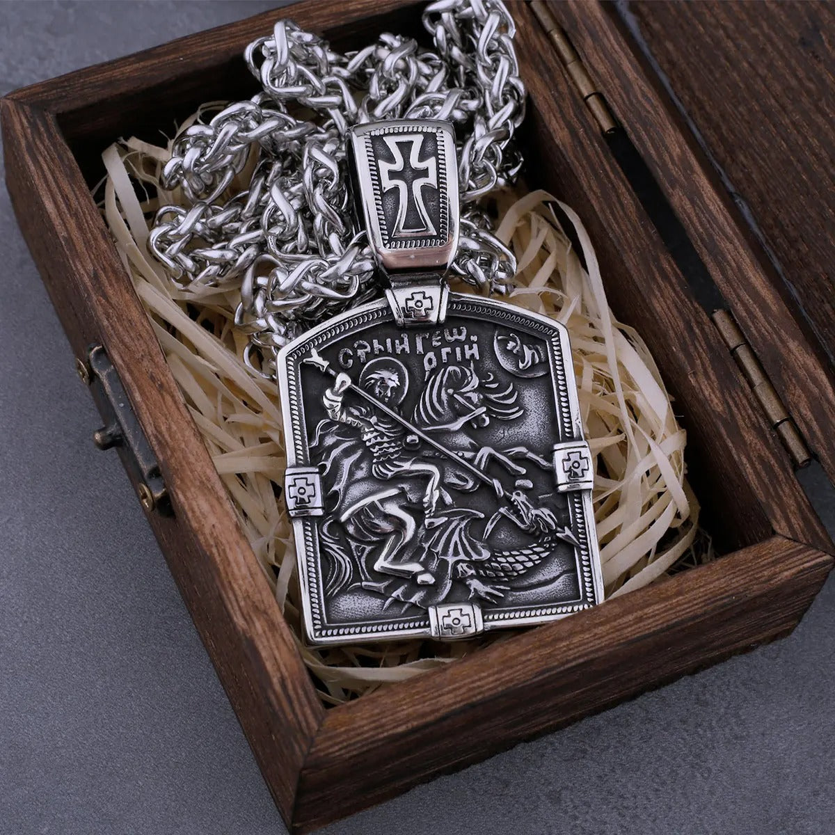 Stainless Steel Retro Religious Holy Warrior Necklace Men and Women Back Bible Cross Amulet Biker Pendant Necklace Jewelry Gift