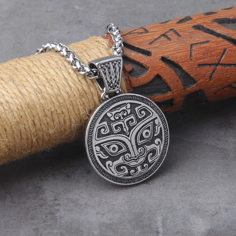 Classic Exquisite Auspicious Dragon Signet Pendant Necklace for Men Charm Fashion viking Amulet Jewelry with box