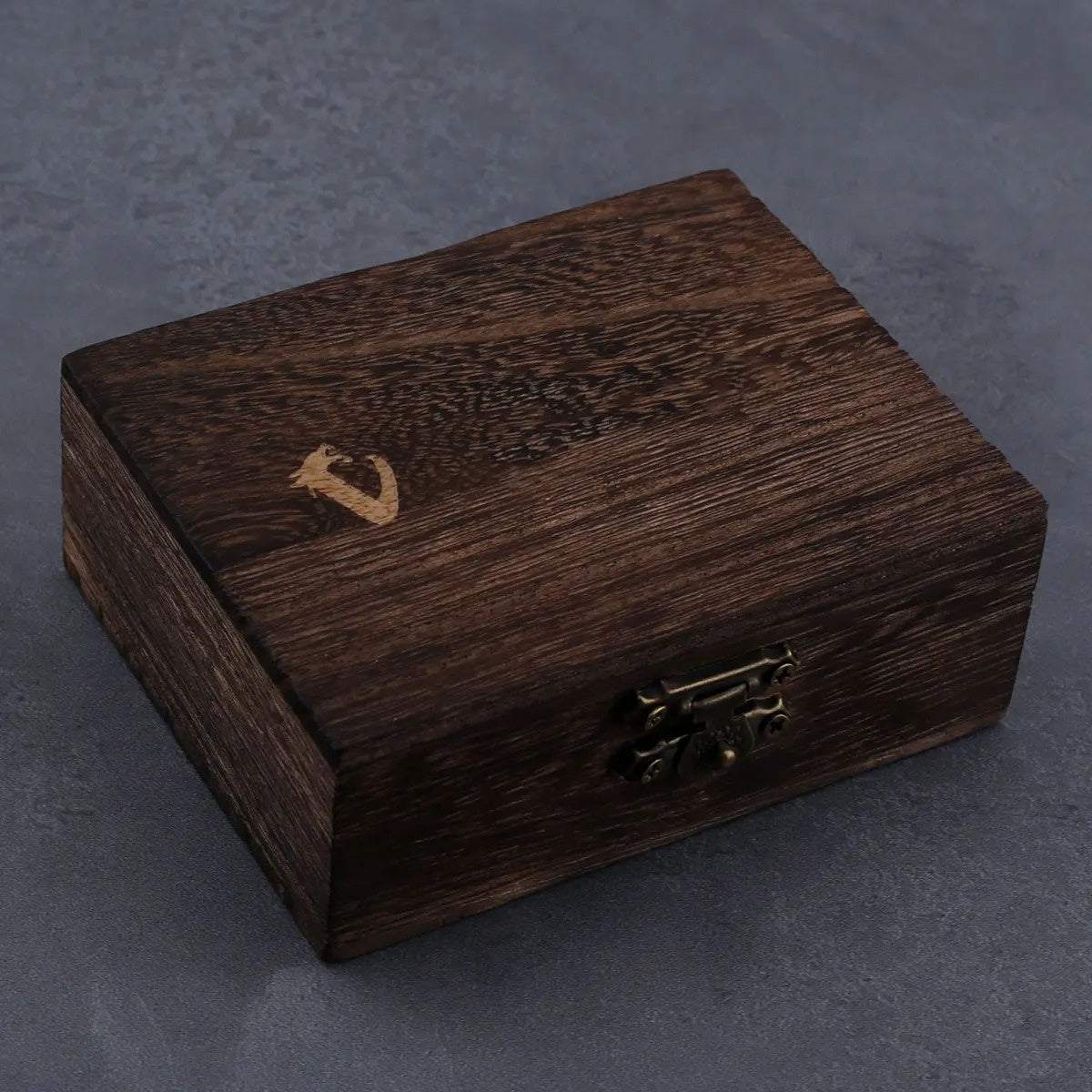 Classic Exquisite Auspicious Dragon Signet Pendant Necklace for Men Charm Fashion viking Amulet Jewelry with box