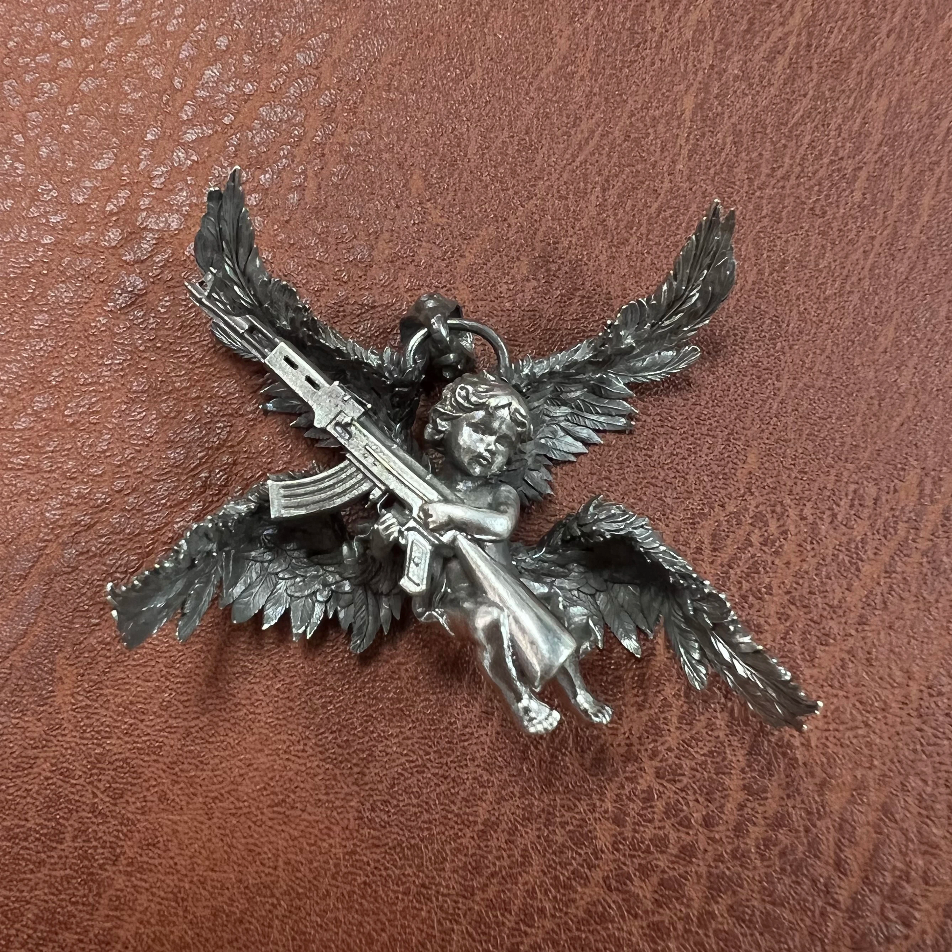 Alternative personality S925 silver old craft battle angel small horn pendant