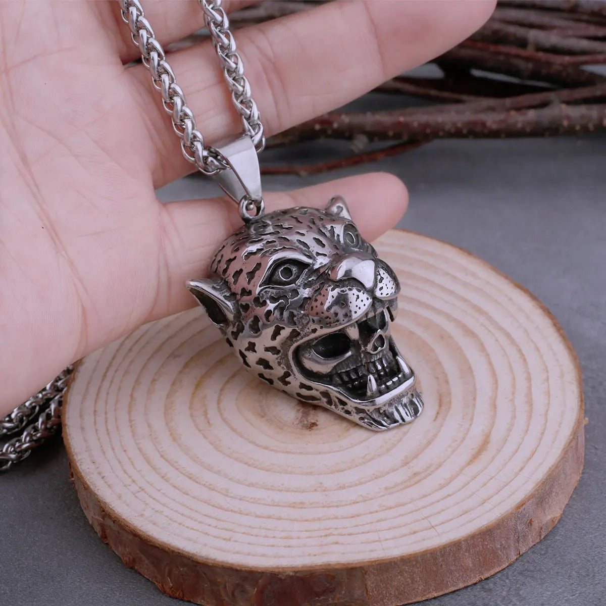 316L Stainless Steel Leopard Skull Necklace Men's Boutique All-match Rock Hip Hop Biker Pendant Neo-Gothic Jewelry Gift