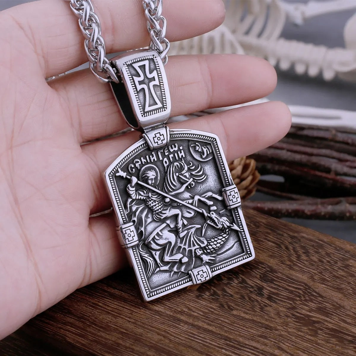 Stainless Steel Retro Religious Holy Warrior Necklace Men and Women Back Bible Cross Amulet Biker Pendant Necklace Jewelry Gift