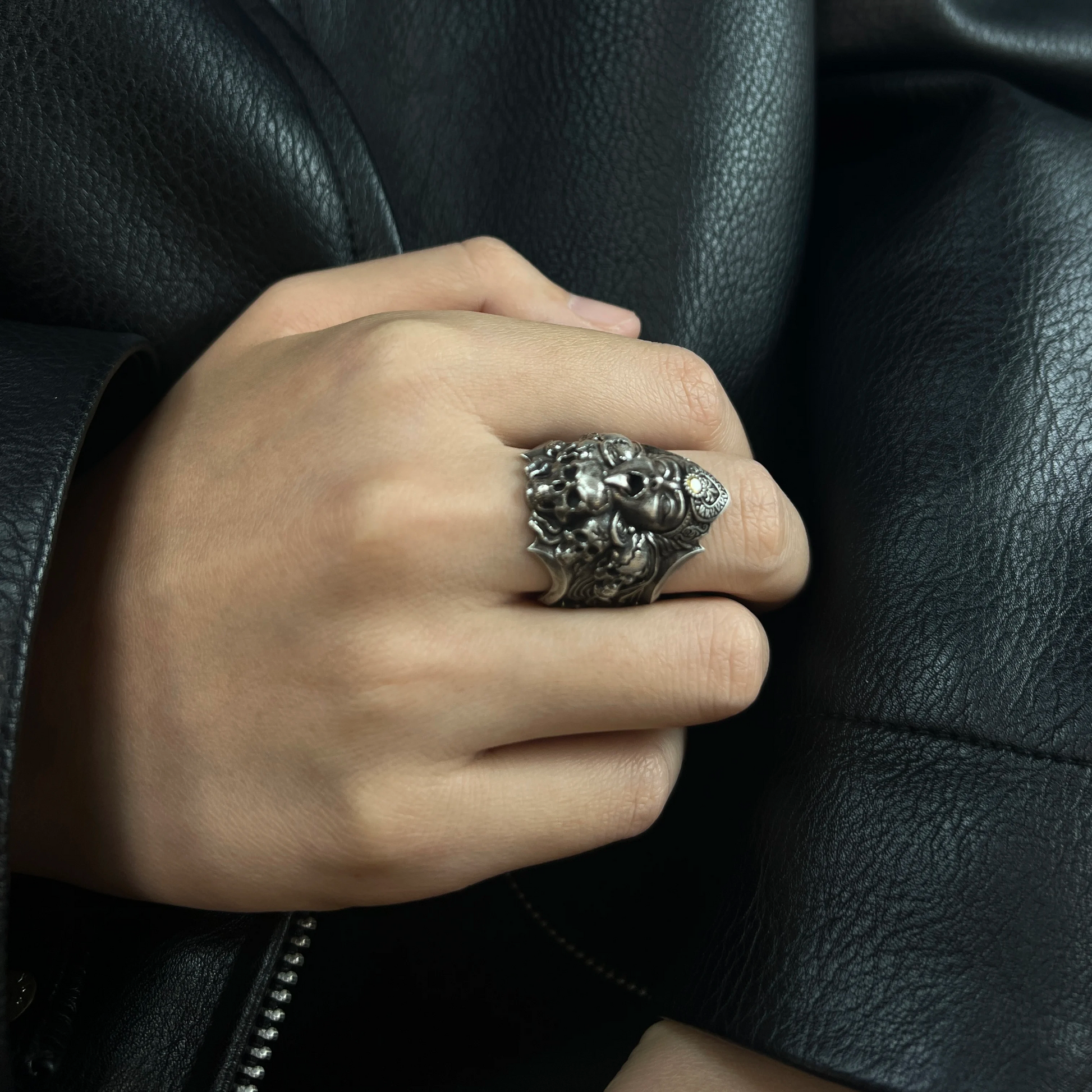 Fashionable and personalized S925 silver ring Ares men's ring