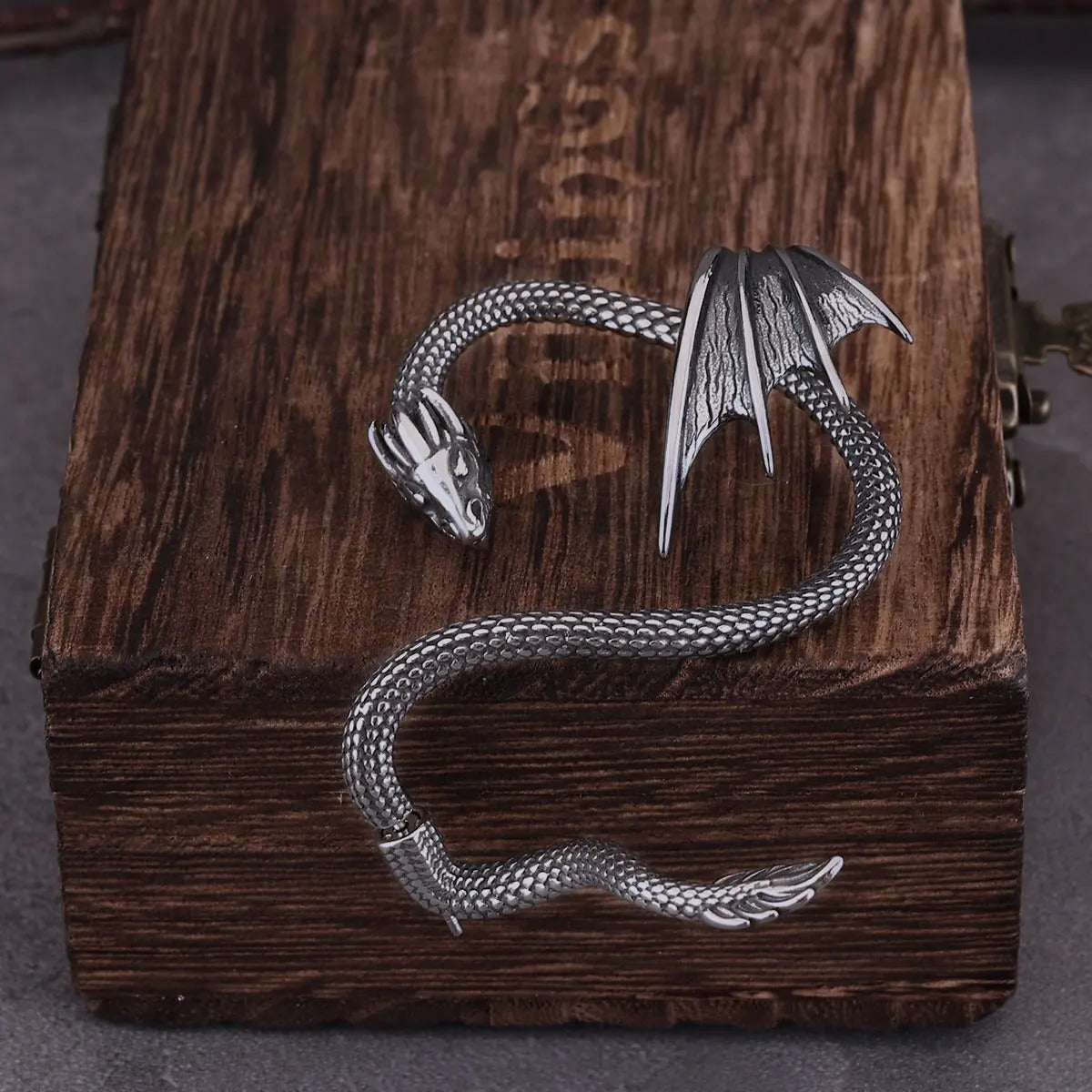 Creative Design Dragon Clip Earring Women Fashion Stainless Steel Animal Wing Non-piercing Ear Cuff Wedding Party Jewelry Gift