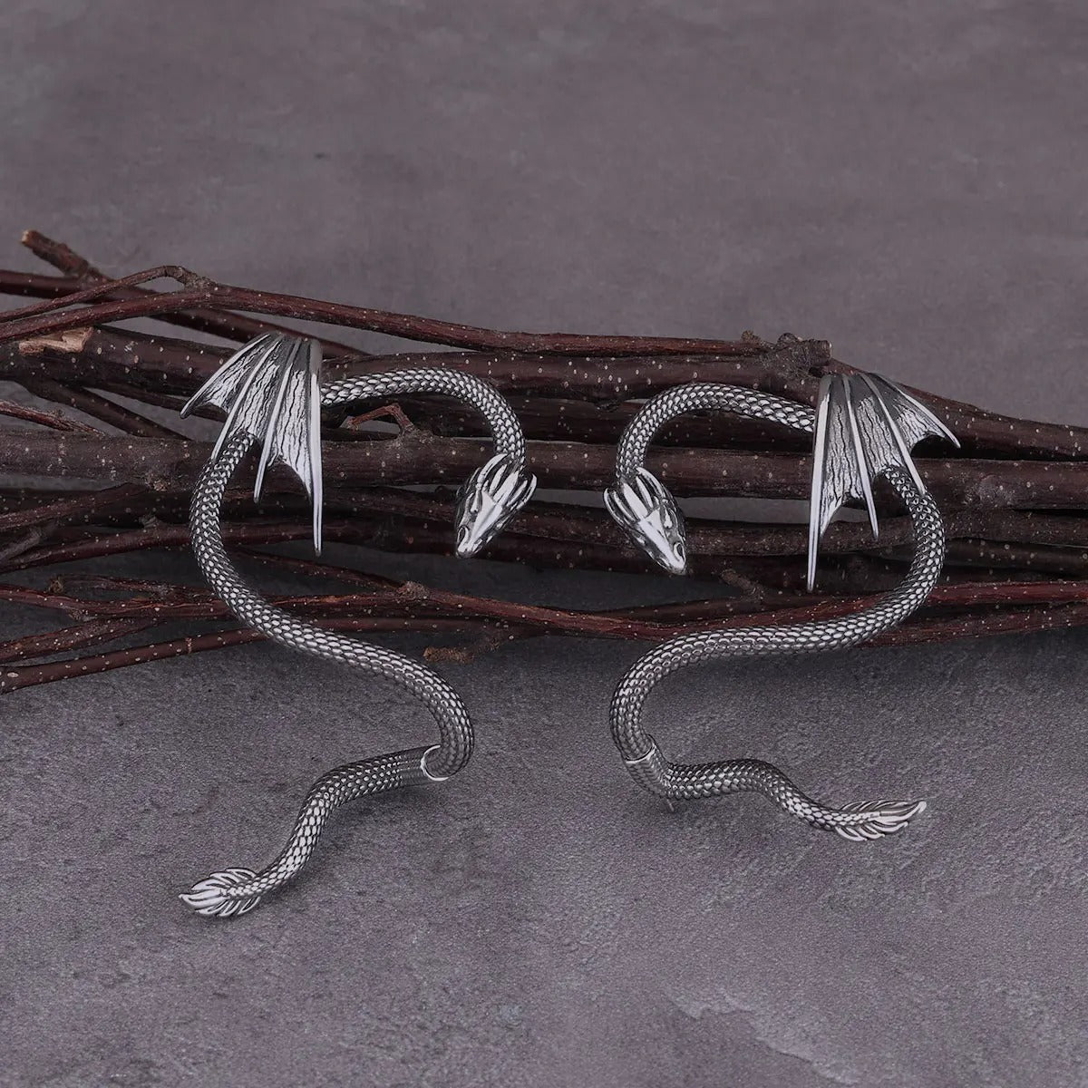 Creative Design Dragon Clip Earring Women Fashion Stainless Steel Animal Wing Non-piercing Ear Cuff Wedding Party Jewelry Gift