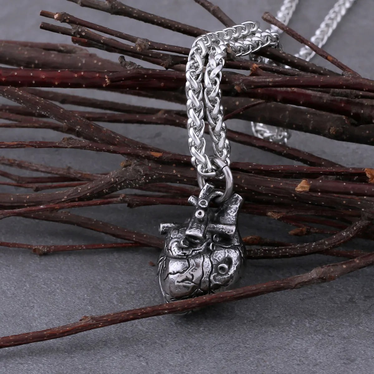 Fashion Hip Hop Heart Necklace  Stainless Steel For Men and Women Punk Vintage Biker Pendant Charm Lucky Heart Jewelry Gifts